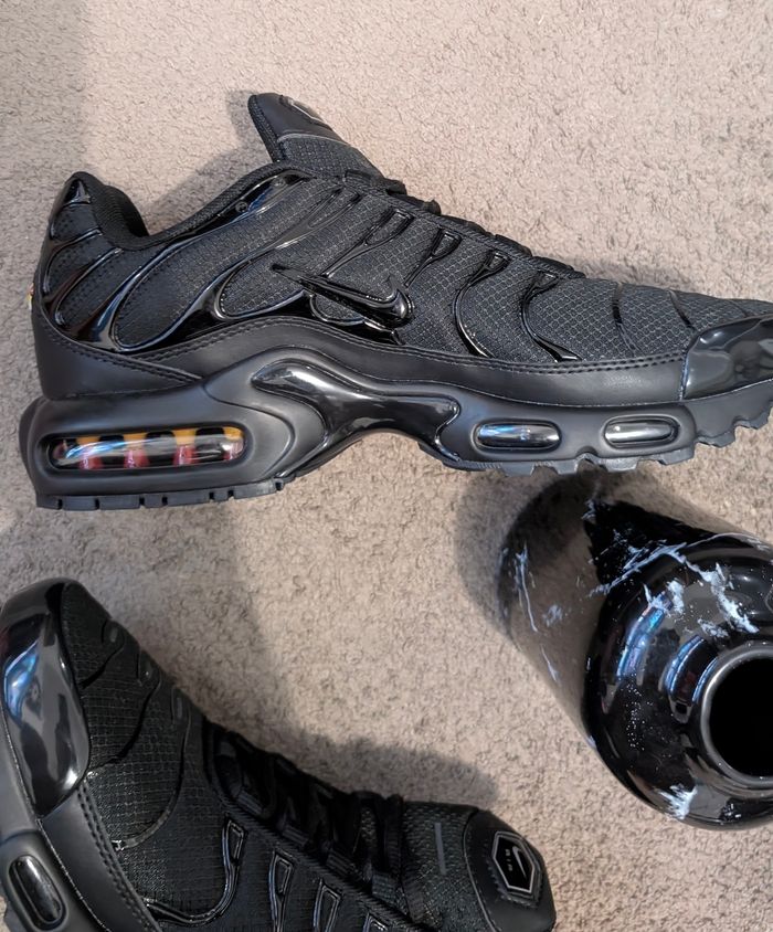 Nike Air Max Plus Triple Noir - photo numéro 2
