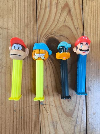 Lot de figurine pez vintage