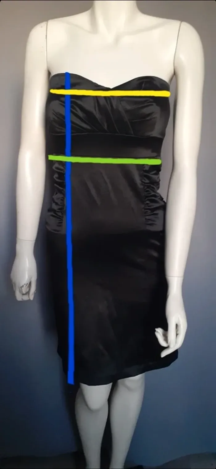 Jolie robe de cocktail. - photo numéro 7