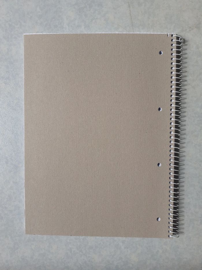 Cahier A4 - photo numéro 3