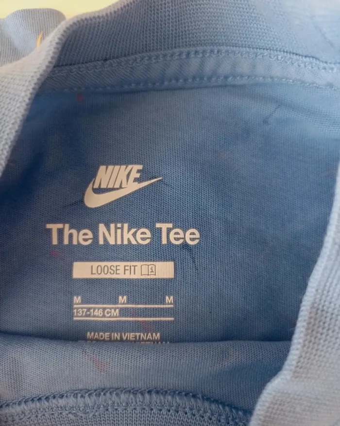 Tee shirt enfant fille Nike taille M - photo numéro 2