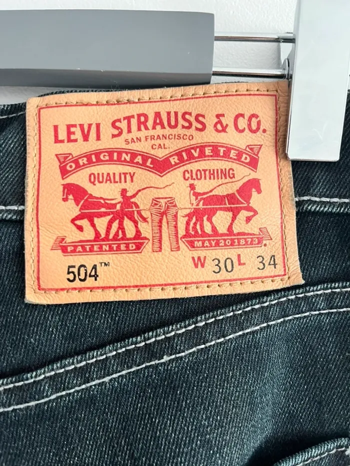 Jeans Levi's 504 homme taille 40 W30L34 - photo numéro 5