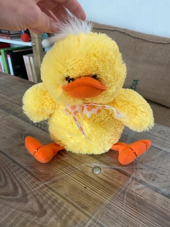 peluche poussin jaune 20 cm