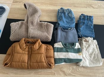 Lot vêtement automne/hiver garçon 9 mois