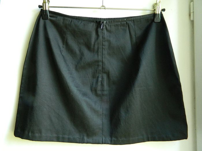 Jupe courte satiné T 44 "Camaieu" - photo numéro 2