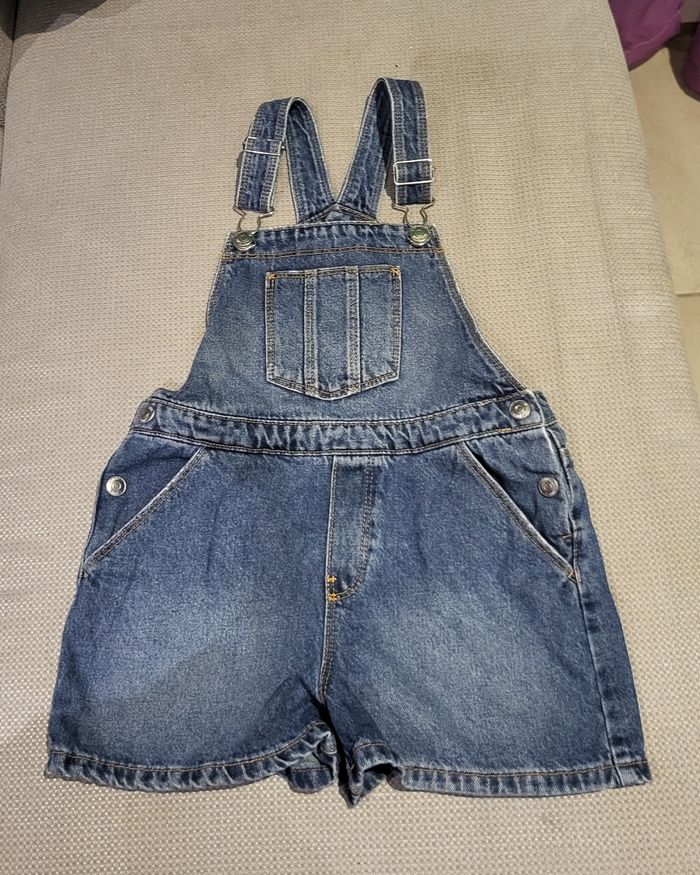 Salopette en jeans courte 8 ans kiabi