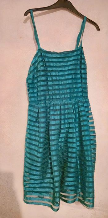 Magnifique robe rock couleur menthe émeraude neuve, jamais portée, taille L.