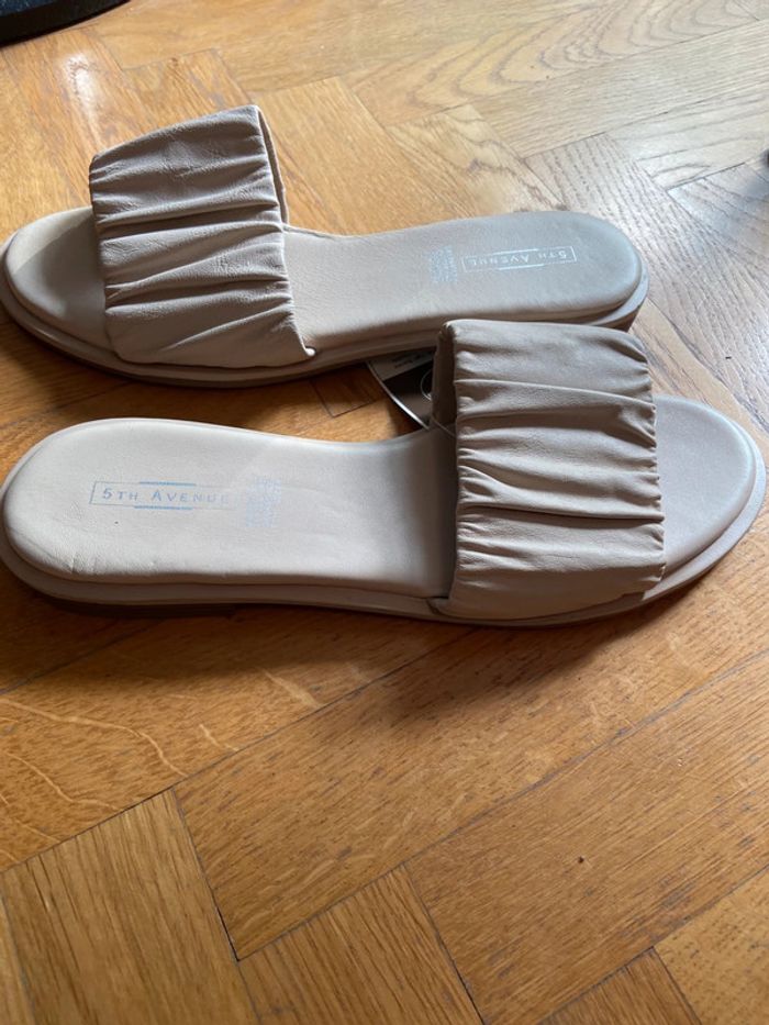 Mules beige 5 th avenue cuir taille 39 neuf - photo numéro 2