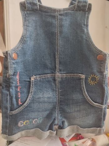 #kytie3moisfille. Salopette short taille 3 mois.