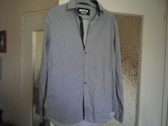 CHEMISE