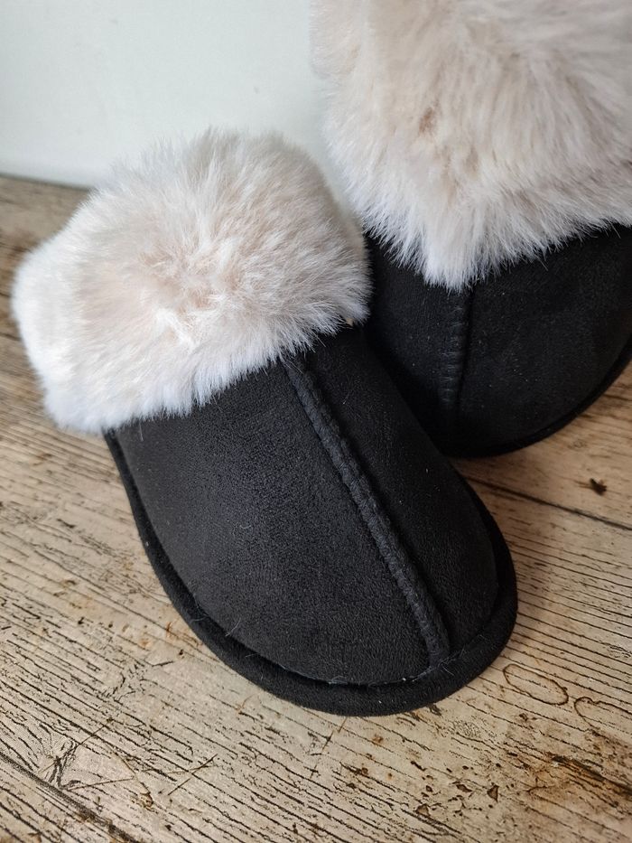 Chaussons fourrés noir femme taille 40 - photo numéro 2