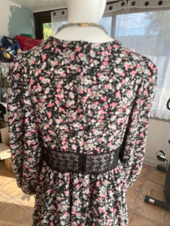 Robe fleurie - photo numéro 6