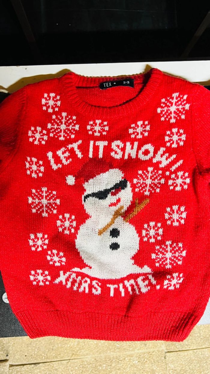 Lot 2 pulls de Noël Tex 2ans neuf - photo numéro 2