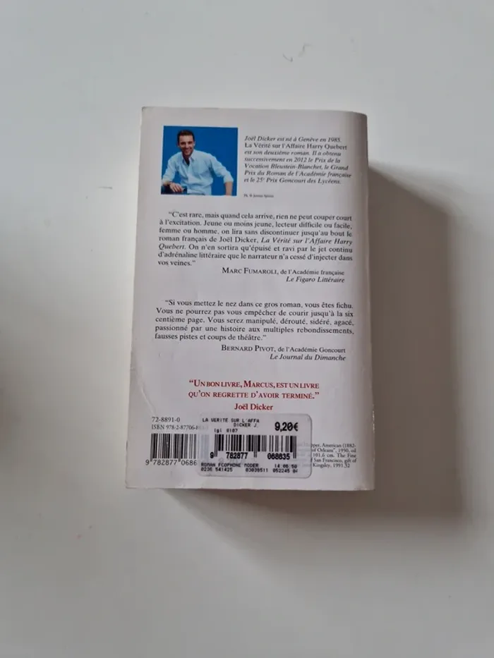 Livre La verité sur l'affaire Harry Quebert de Joël Dicker - photo numéro 2