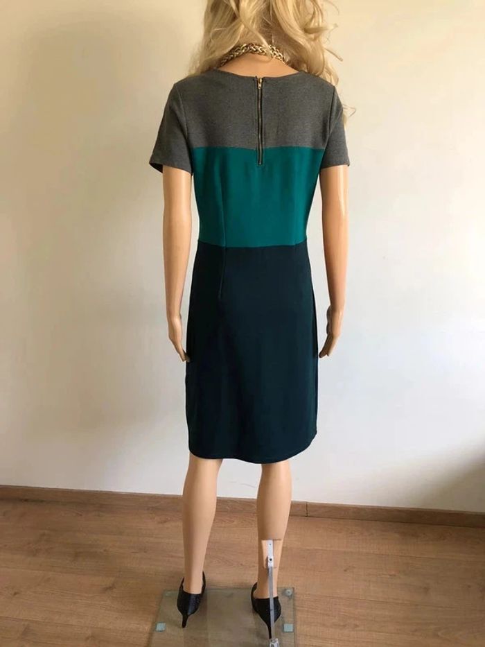 Robe grise et verte à manches courtes WE taille L jamais portée - photo numéro 9