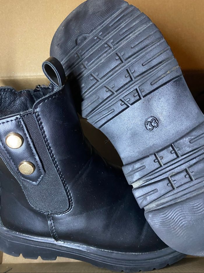 Bottes en simili cuir noir pointure 33 - photo numéro 3