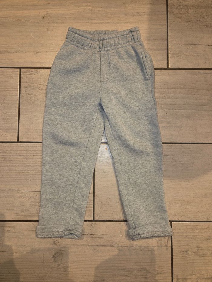 Lot pantalon garçon - photo numéro 2