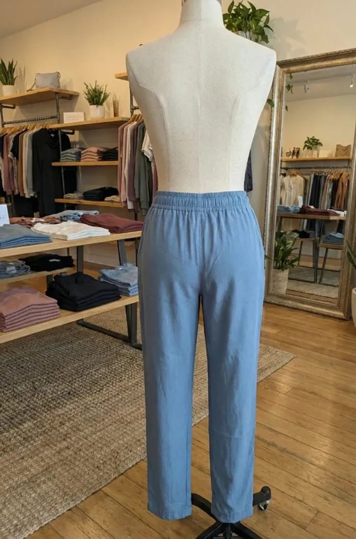 Pantalon yoga fluide Primark Bleu - 100% Viscose - Taille 40 (L) - photo numéro 2