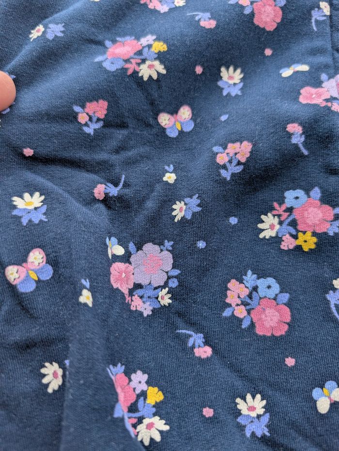 Sweat zippé marine à fleurs - 98/104 - C&A - photo numéro 2