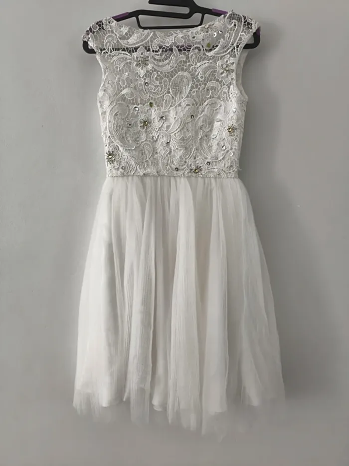 Robe blanche en dentelle et tulle – Taille XS – État neuf - photo numéro 4