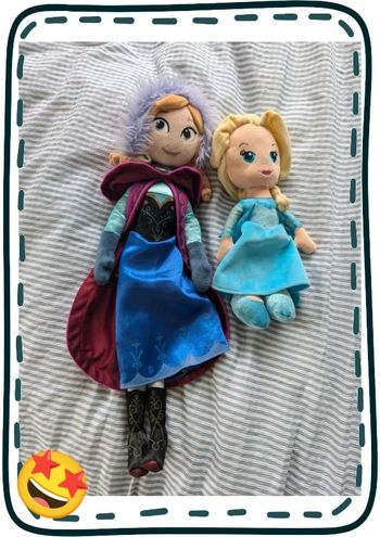 Lot de deux poupées Reine des Neiges Anna et Elsa