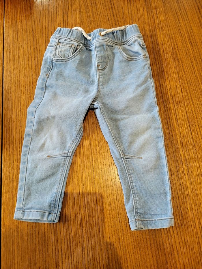 Lit de 3 pantalons 18 mois - photo numéro 6