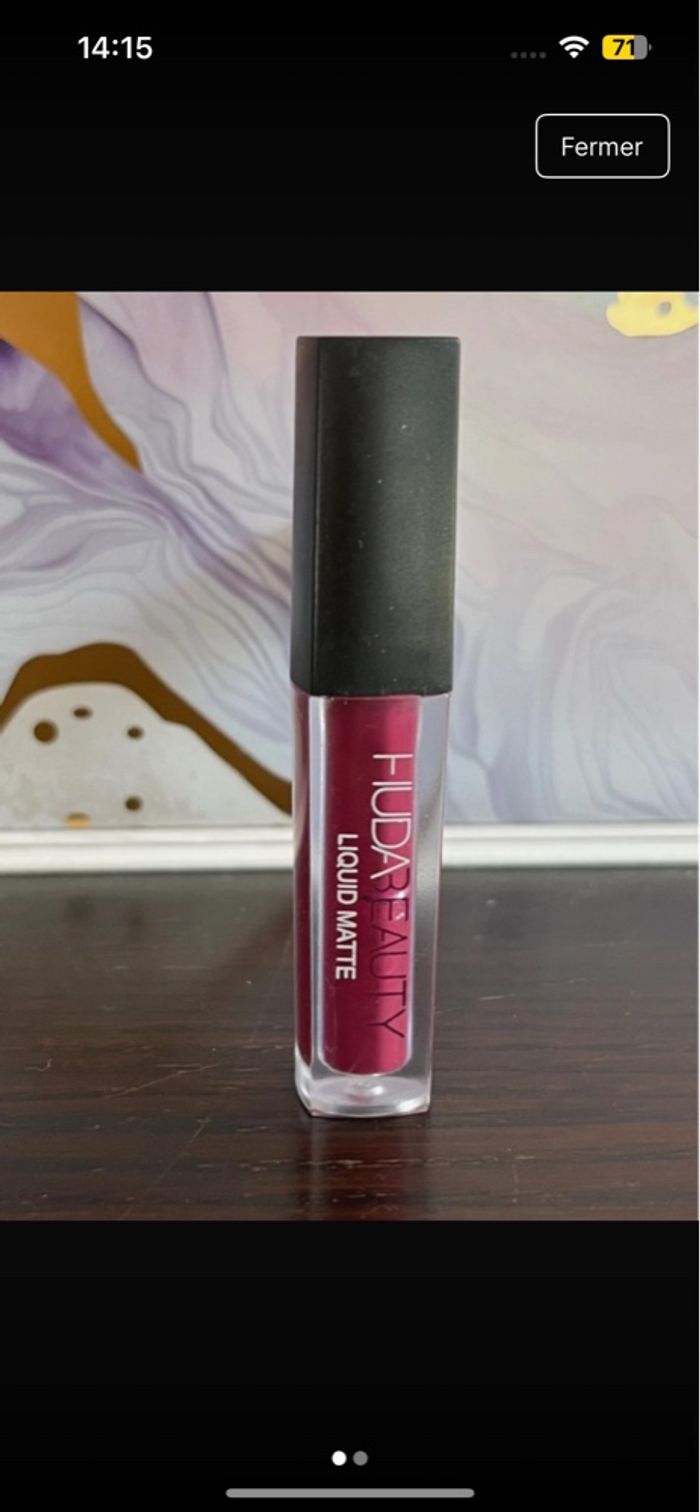 Mini rouge liquide mat Huda neuf