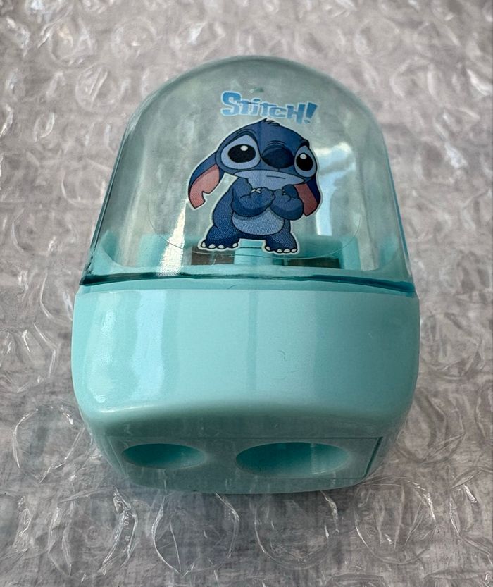 12 crayons Stitch gris ordinaires avec gommes au bout et petit taille crayon + taille crayon fermé - photo numéro 3