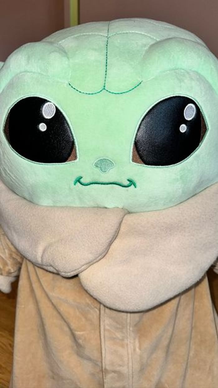 Peluche Disney Baby Yoda - Taille XXL - photo numéro 4