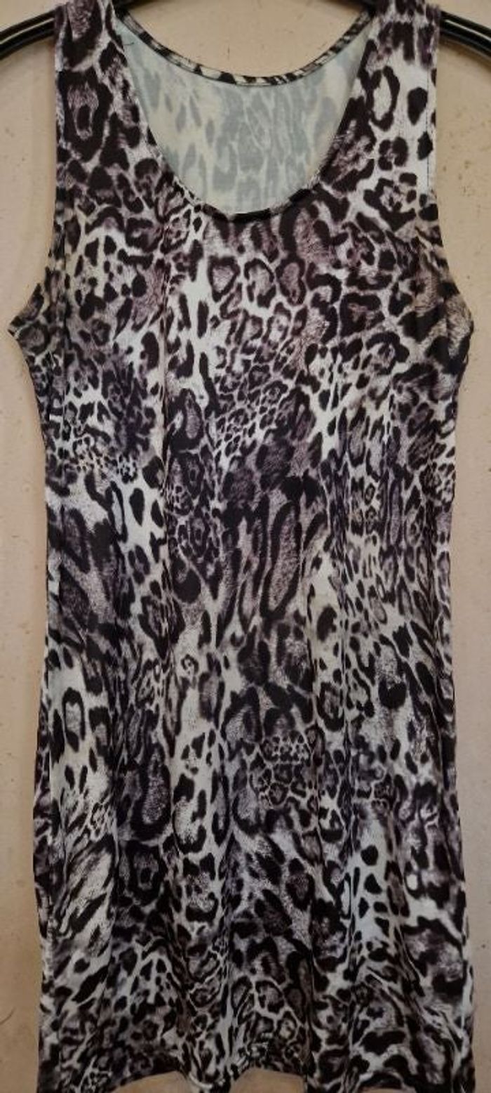 Robe motif léopard taille M