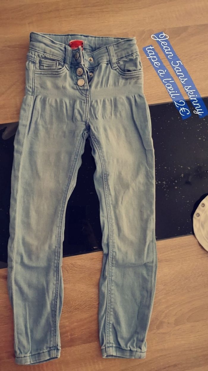 Jean skinny tape à l'œil 5ans