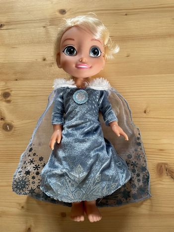 Poupée Reine des Neiges