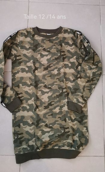 Tunique taille 12 /14 ans