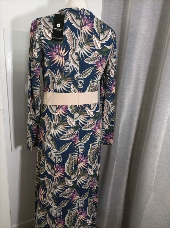 Robe longue neuve - photo numéro 3