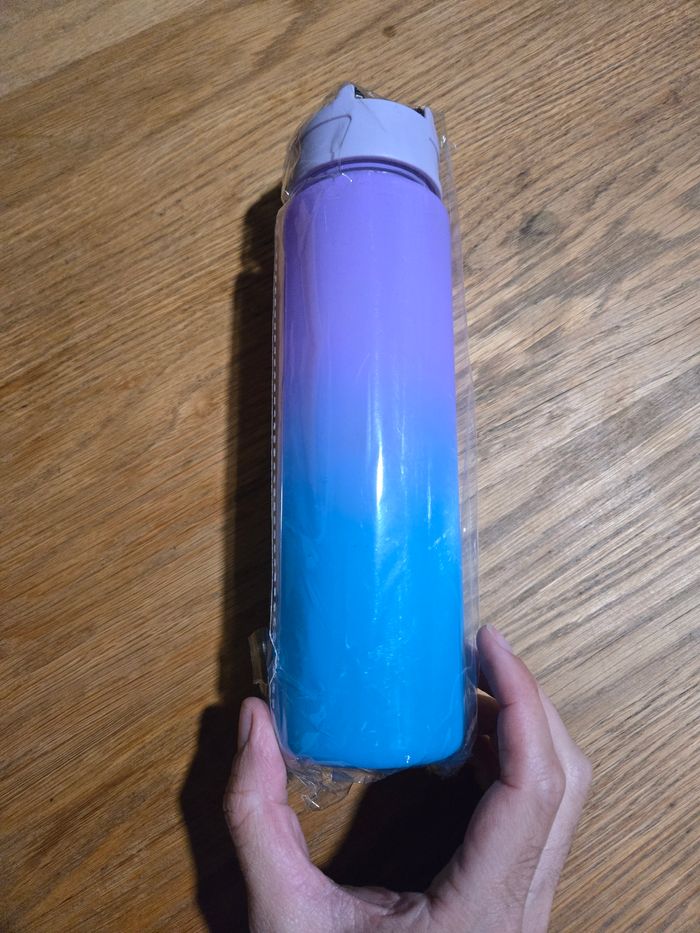 Gourde demon hunters kpop huntrix 750ml - photo numéro 3