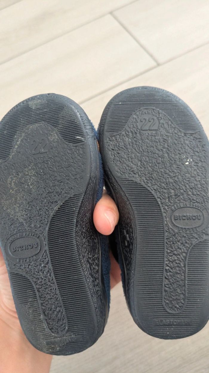 Chaussons taille 22 - photo numéro 5