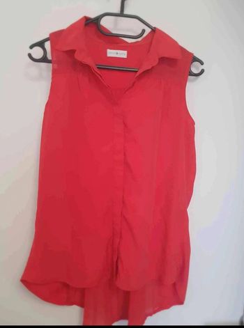 Chemisier satiné cache  cache sans  manche  rouge taille 38