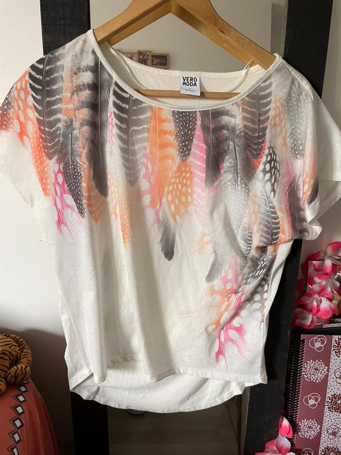 T-shirt motif plume - photo numéro 6