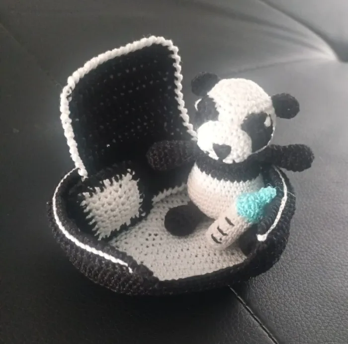 Nurcerie amigurimi panda neuf - photo numéro 3