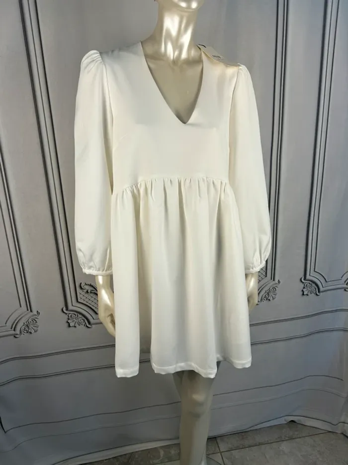 Robe blanche SAAJ T.2 / M neuve