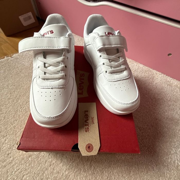 Baskets Levi’s neuves jamais portées pointure 31 - photo numéro 7