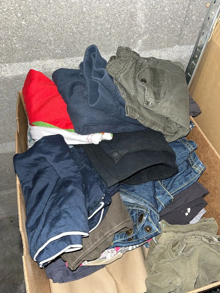 Lot de 26 pantalons / jean - Taille 5 ans - photo numéro 2