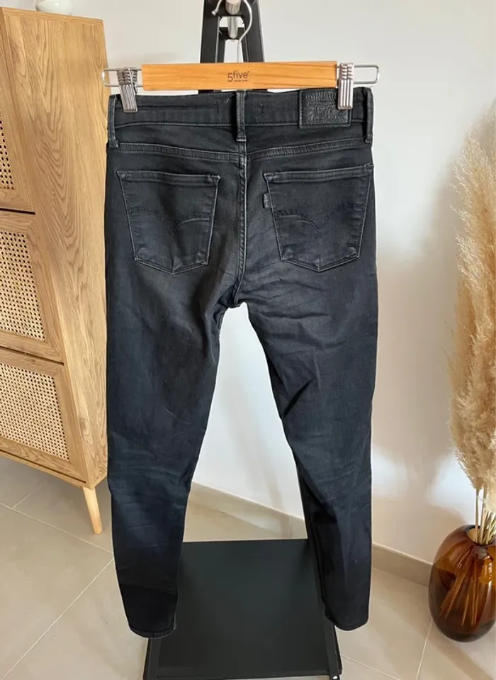 Jean skinny noir 710 Levi’s - photo numéro 5