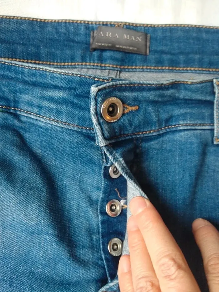 Jeans Zara unisexes - photo numéro 3