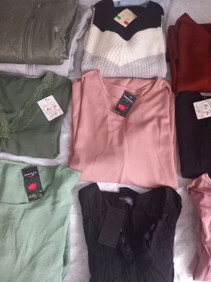 Lot vêtements Neuf avec étiquettes 38 au 54 - photo numéro 3