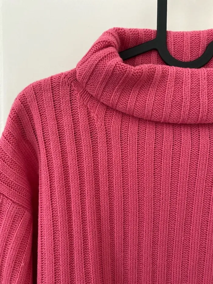 Pull col roulé rose vif SHEIN - photo numéro 2