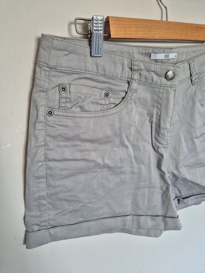 Short Akac Ecou taille 42 - photo numéro 3
