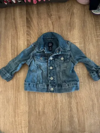 Veste en jean baby gap 6-12mois