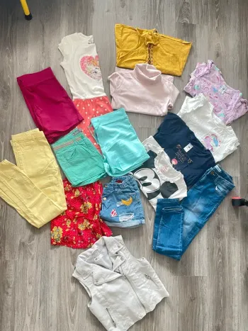 Lot de vêtements fille taille 10 ans