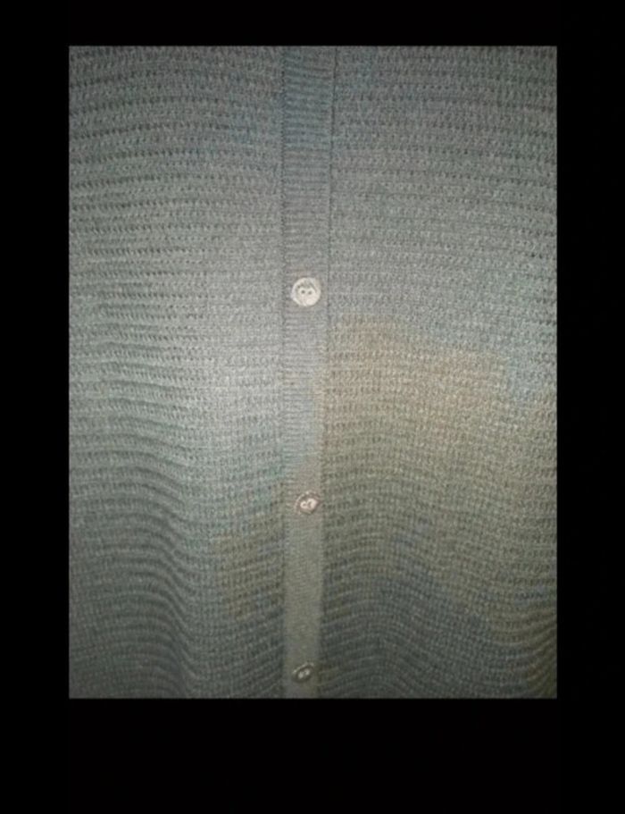 Pull léger avec boutons à l'arrière - photo numéro 6